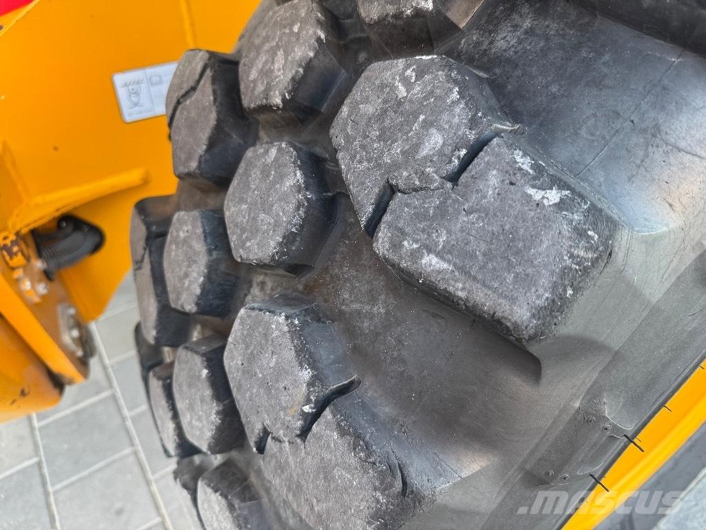 JCB 540-140 Sollevatori telescopici