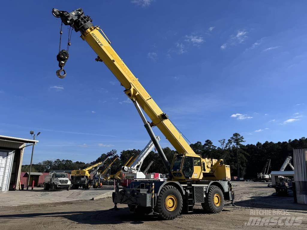 Grove RT 880 E Gru per terreni difficili