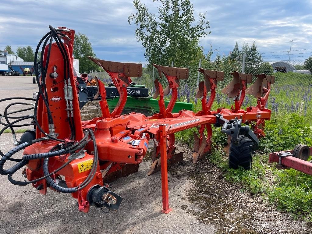 Kuhn Vari-Master 123 Aratri reversibili