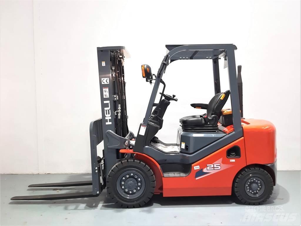 Heli CPCD25 XC26H Carrelli elevatori diesel