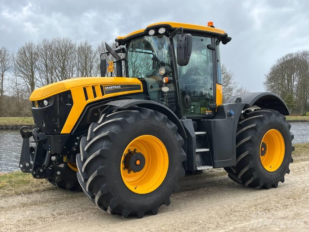 JCB Fastrac 4220 Trattori