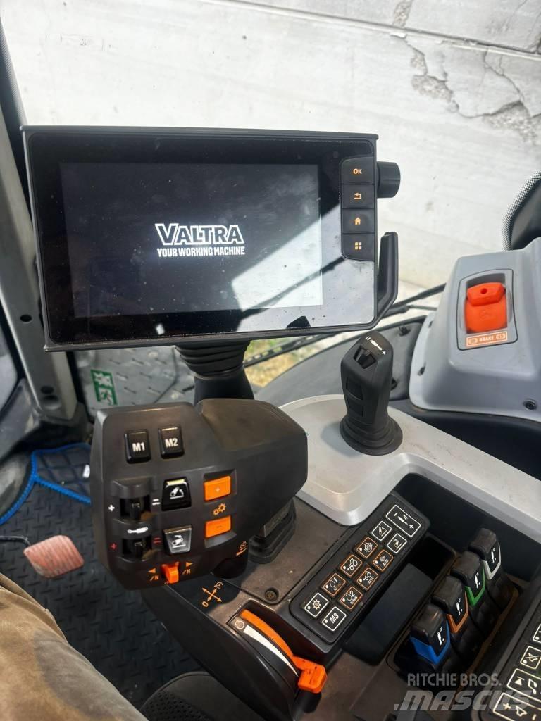 Valtra T 254 V Trattori