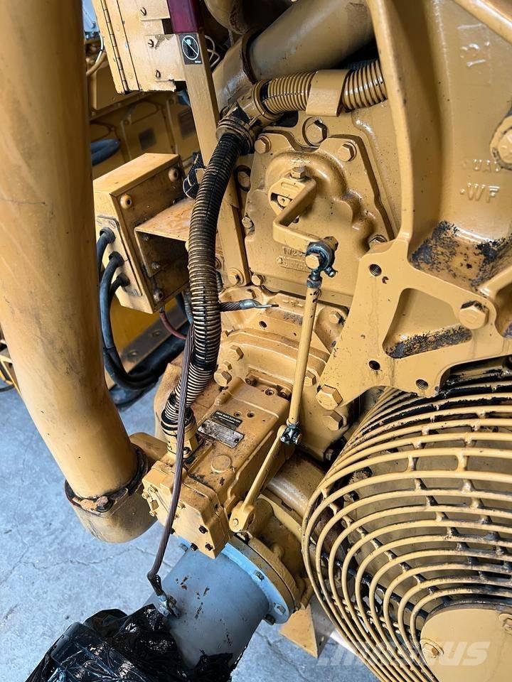 CAT 2000 KVA Generatori diesel