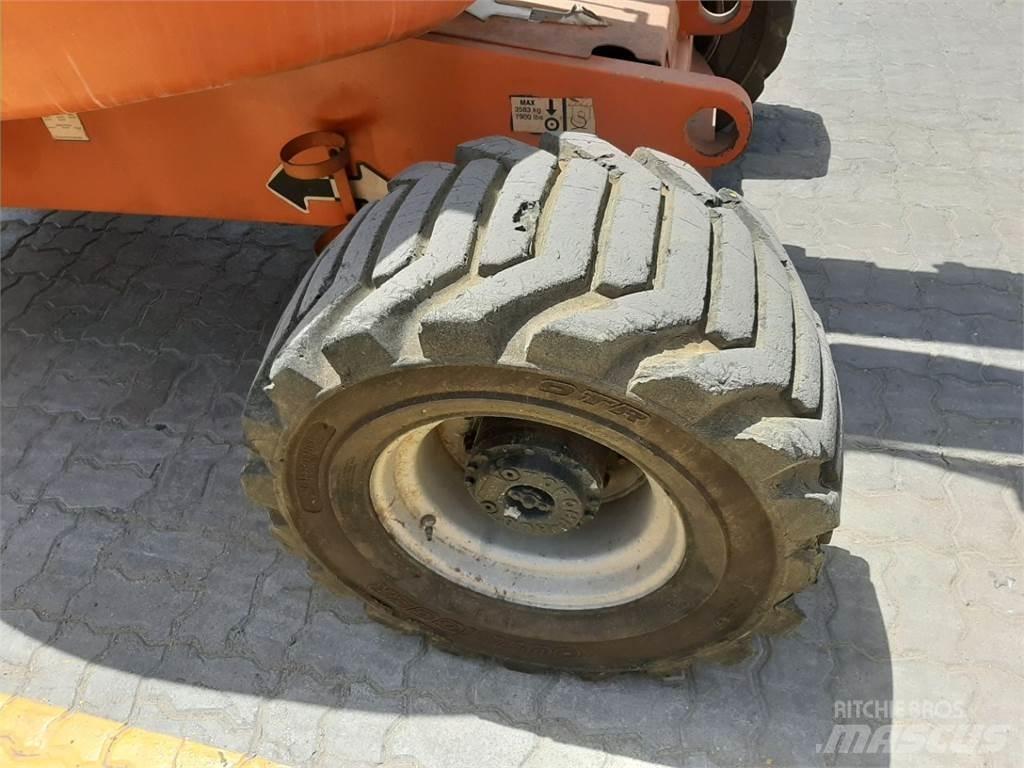 JLG 450AJ Piattaforme a braccio articolato