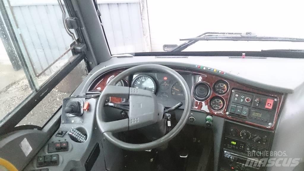 Isuzu Turquoise Autobus interurbani