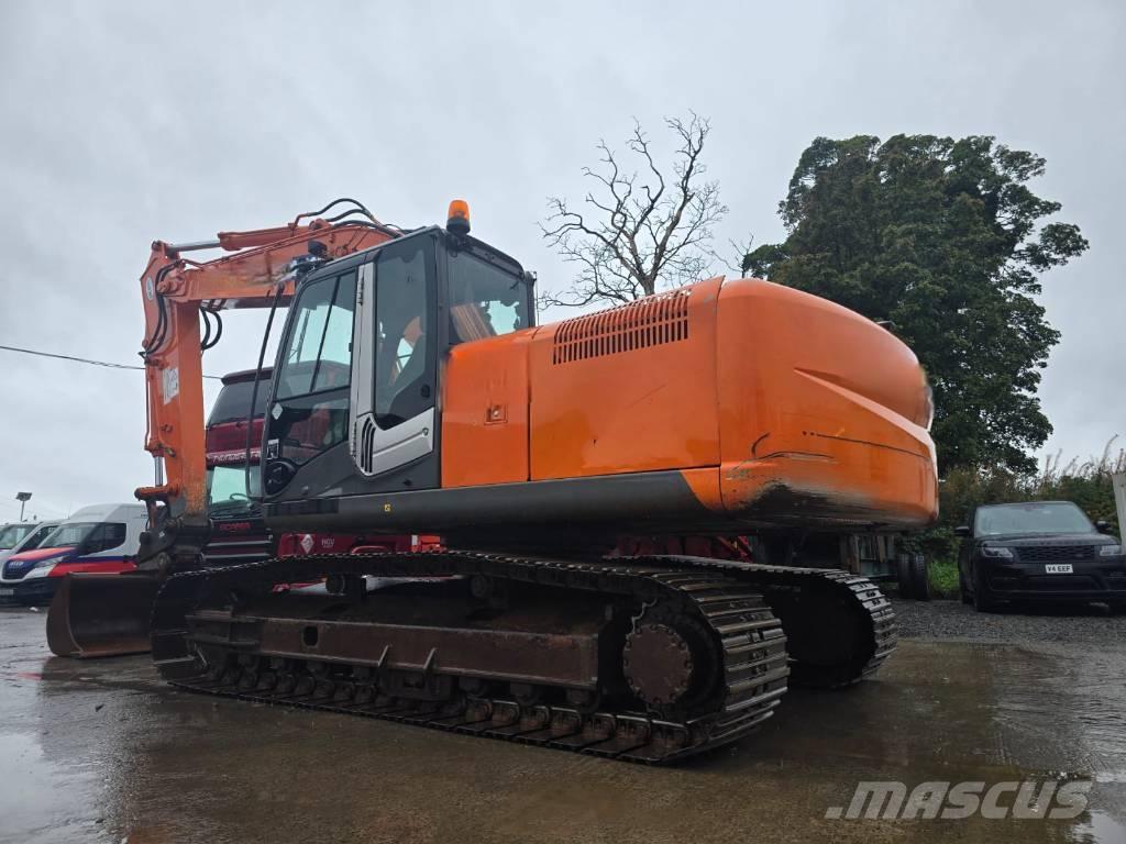 Hitachi ZX 210 Escavatori cingolati