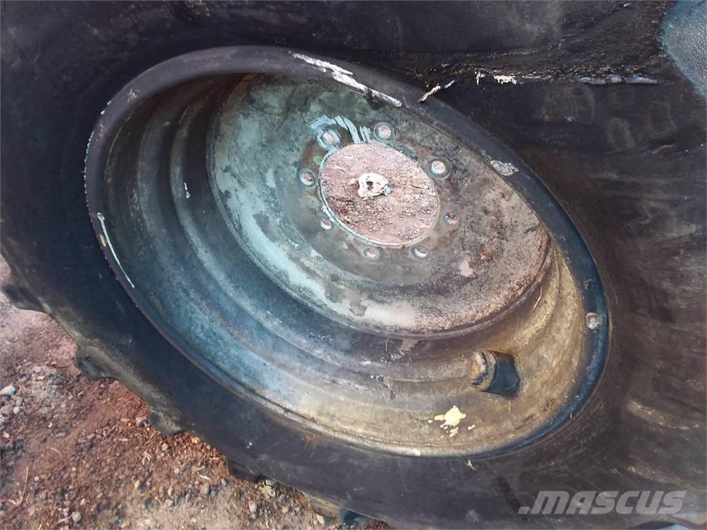  Okänt Sampo 20x28 Pneumatici, ruote e cerchioni