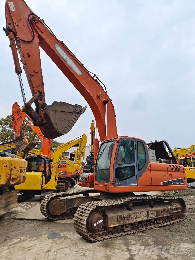 Doosan DX 300 LC Escavatori cingolati