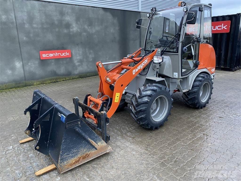 Weycor AR320 Cab Pale multiuso