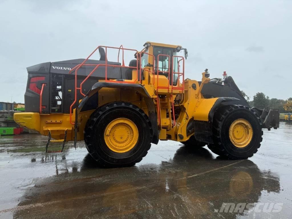 Volvo L 350 H Pale gommate