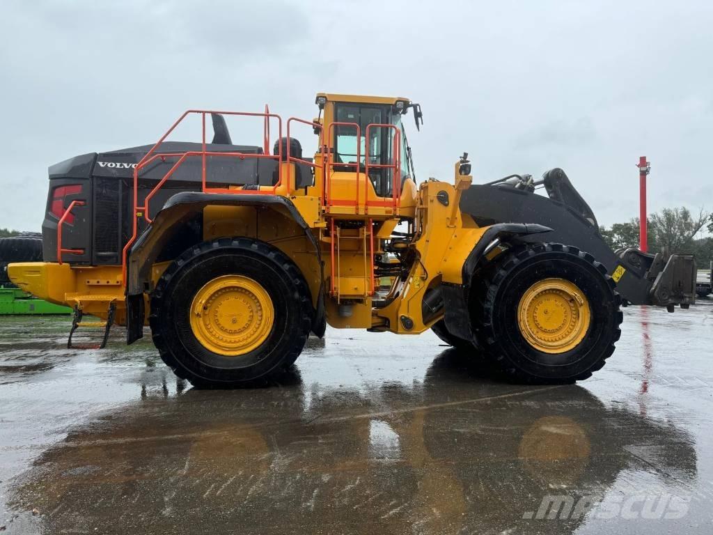 Volvo L 350 H Pale gommate