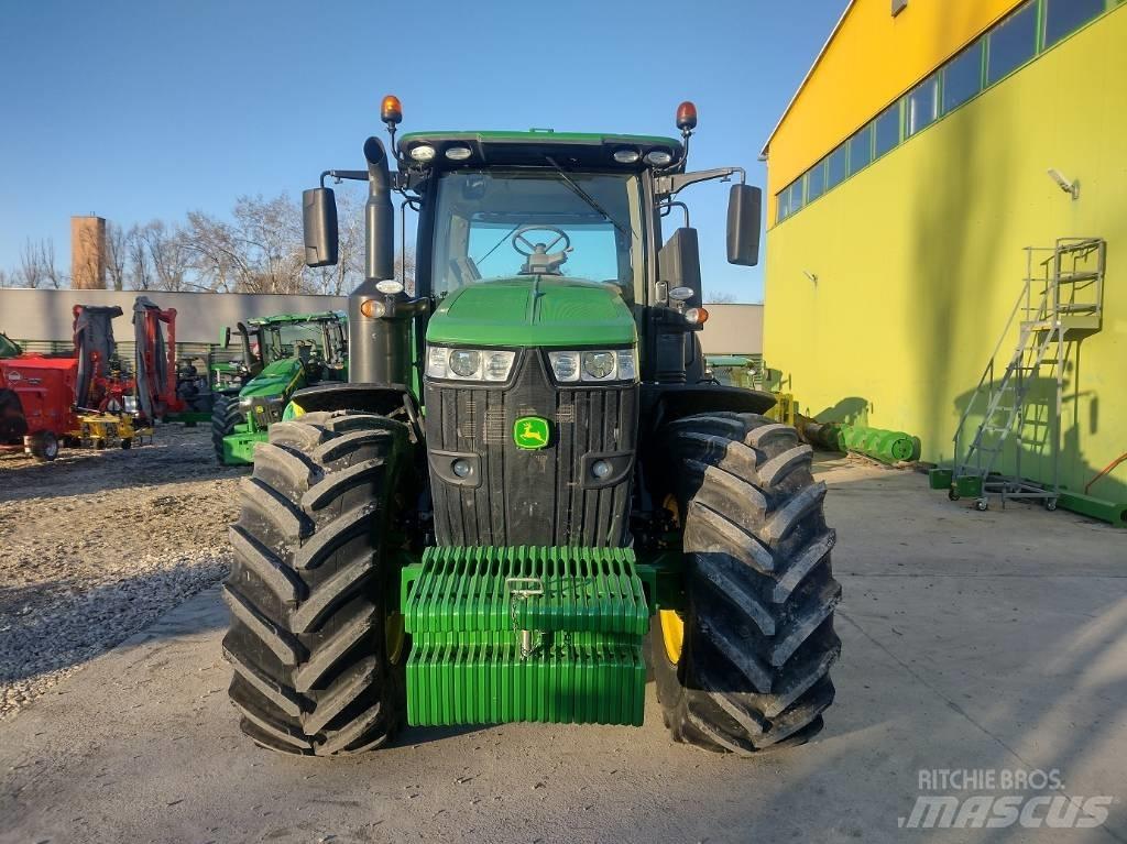 John Deere 7270 R Trattori