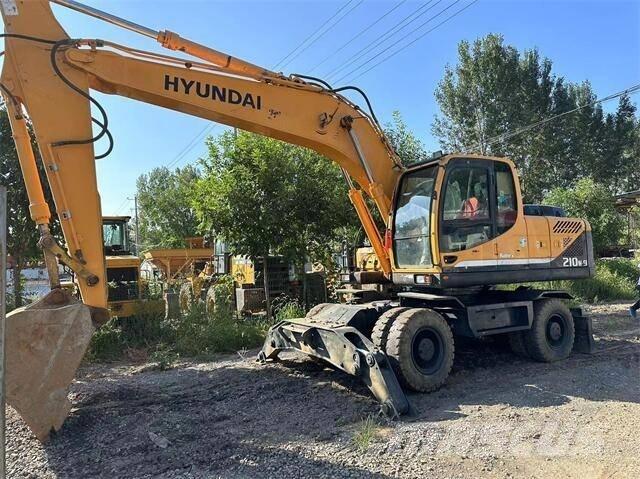 Hyundai 210W Escavatori cingolati