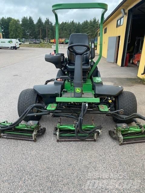 John Deere 7500A Trattorini tagliaerba