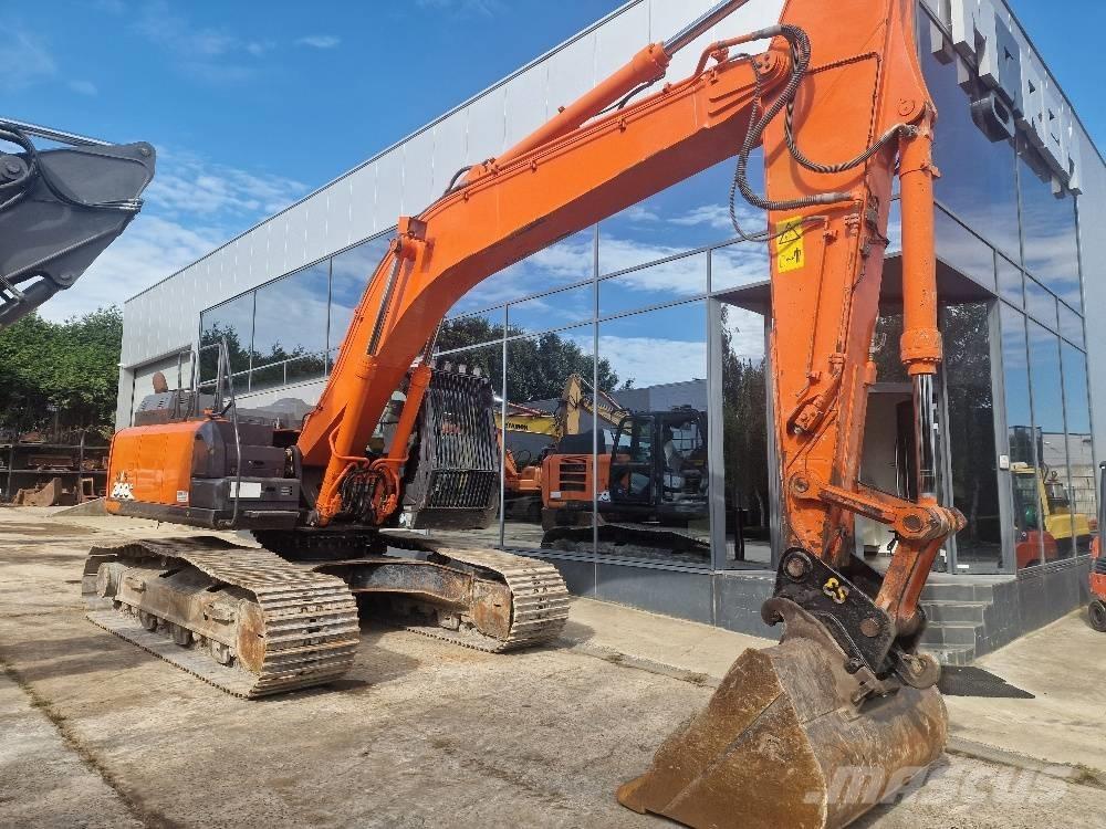 Hitachi ZX300LC-5 Escavatori cingolati