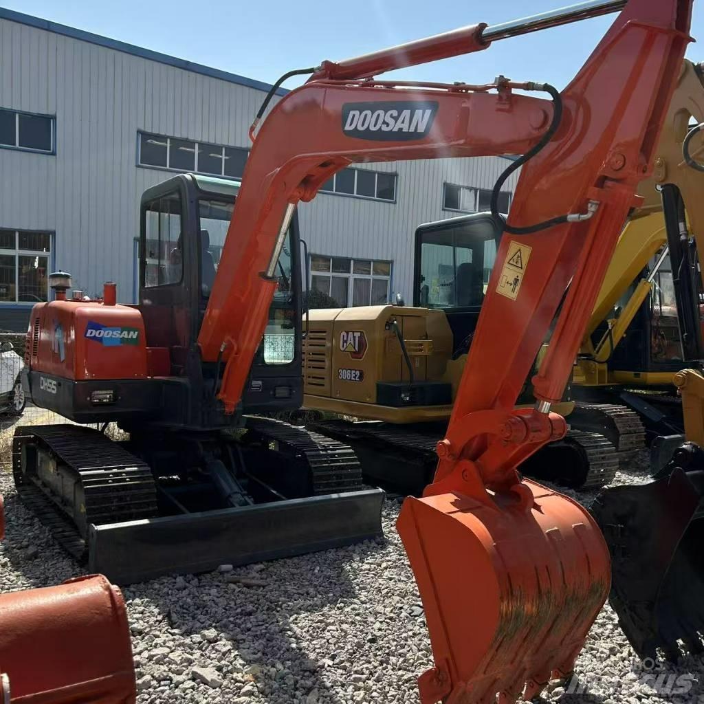 Doosan 55 Escavatori cingolati