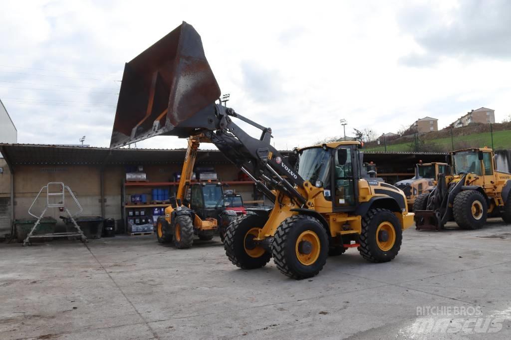 Volvo L 50 H Pale gommate