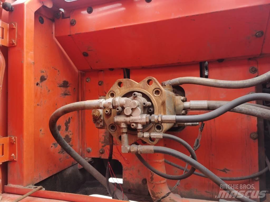 Doosan DX 300 LC Escavatori cingolati