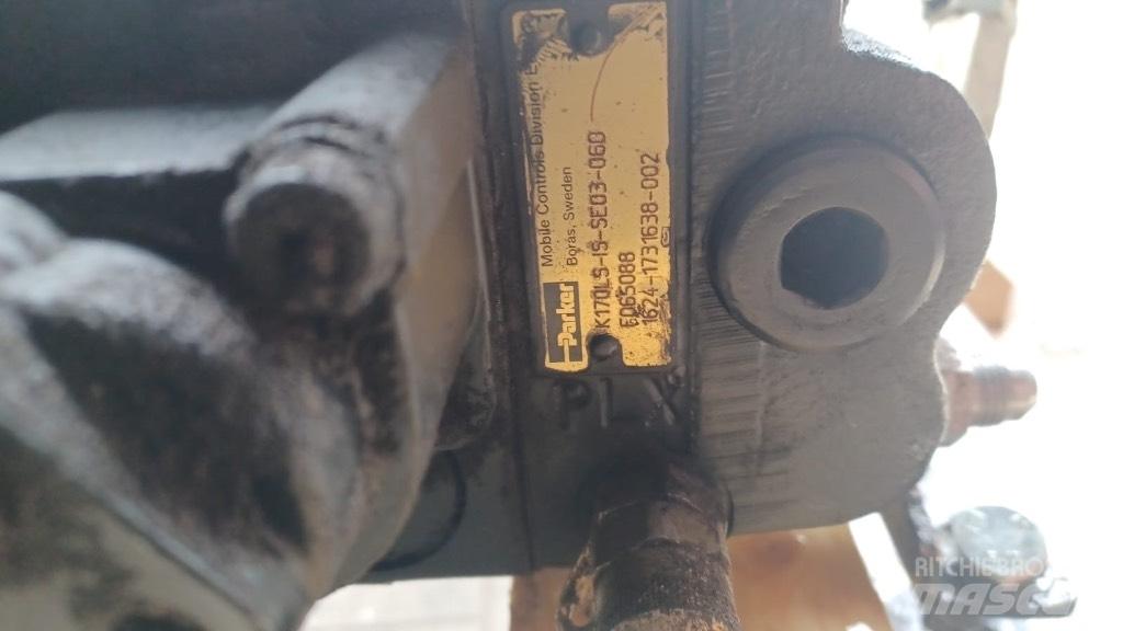 John Deere 1270 D Componenti idrauliche