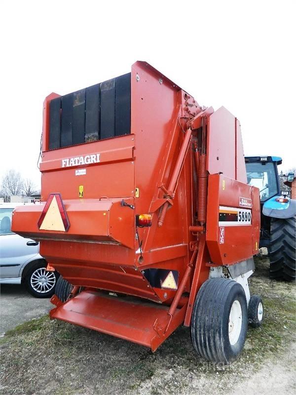 New Holland 5880 Rotopresse