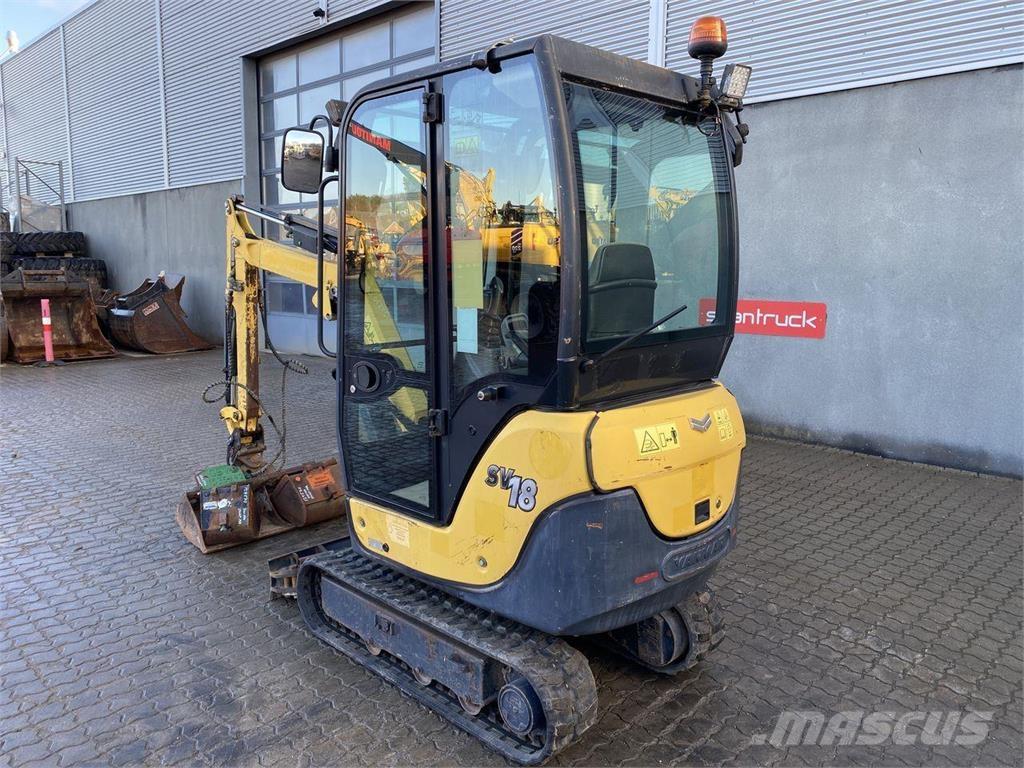 Yanmar SV18 Escavatori gommati