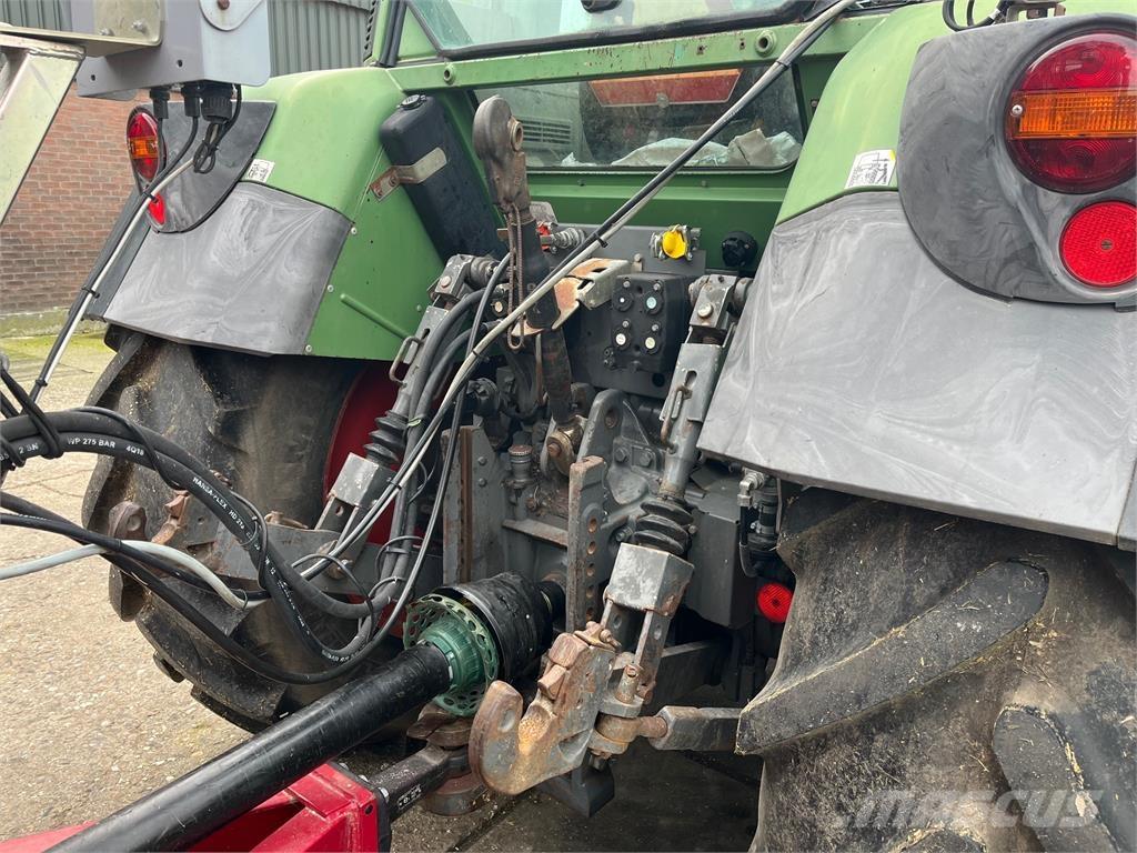 Fendt 411 VARIO Trattori