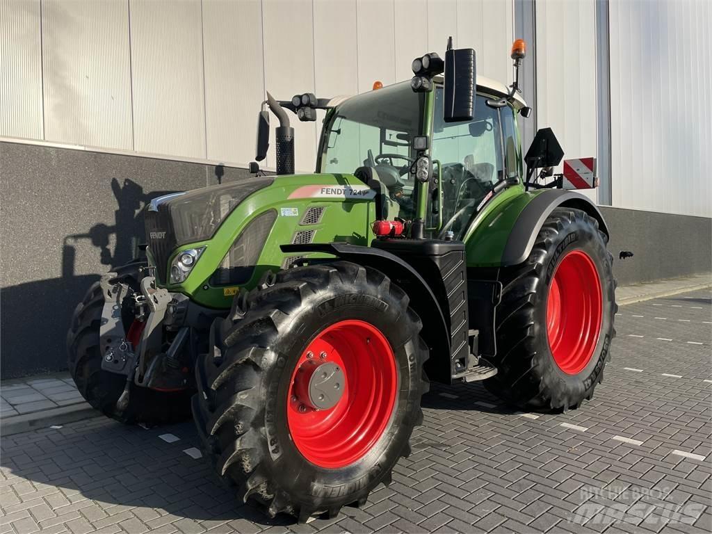 Fendt 724 S4 Trattori