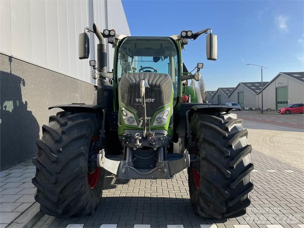 Fendt 724 S4 Trattori