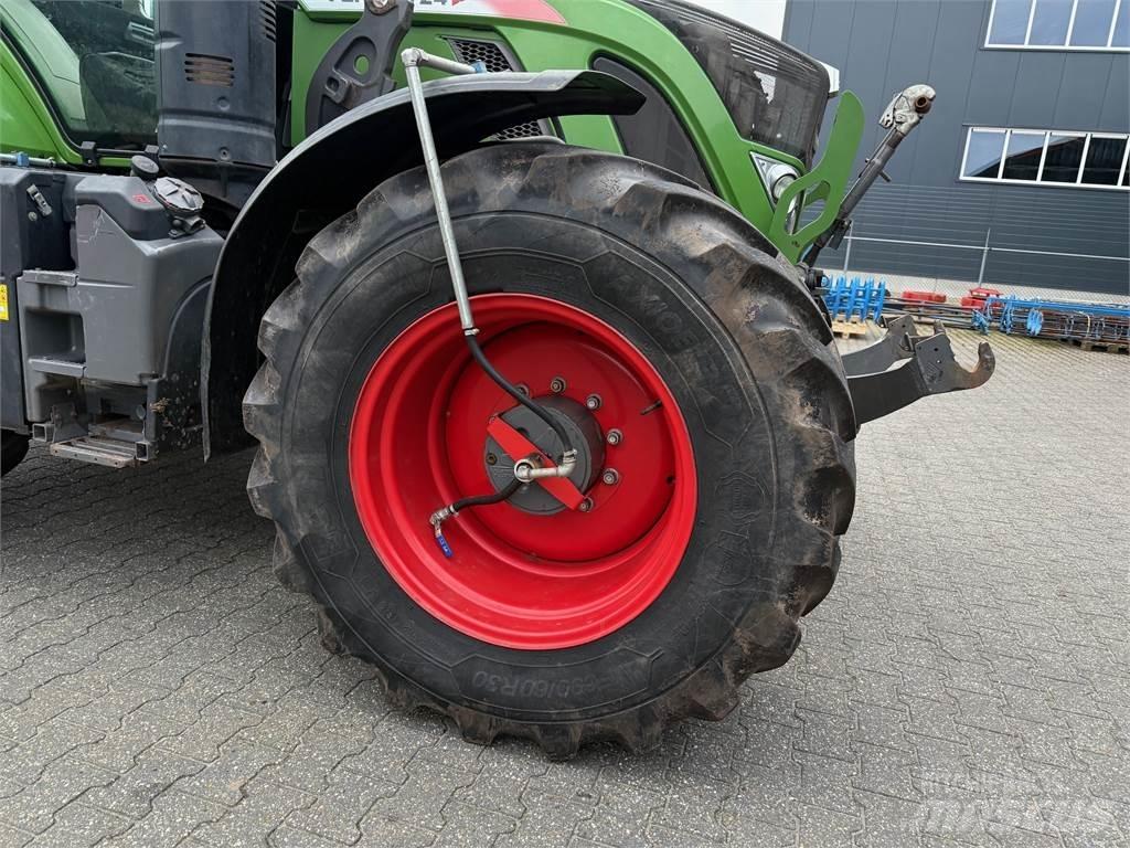 Fendt 724 S4 Trattori