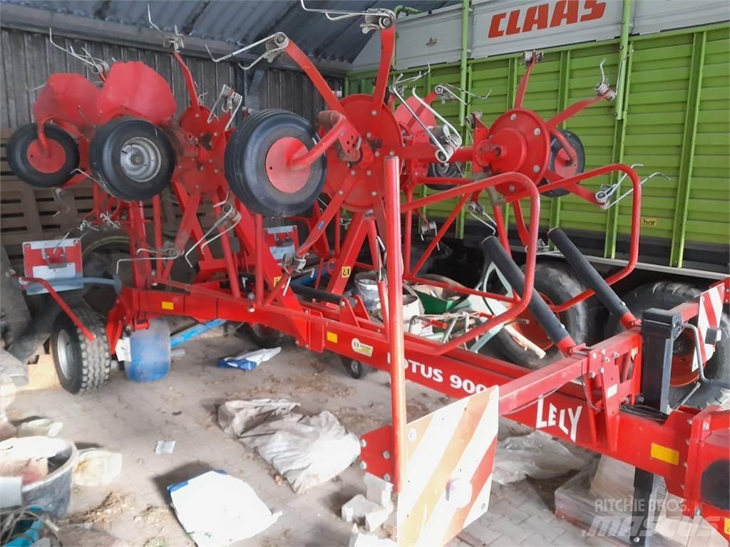 Lely Lotus 900 Ranghinatori