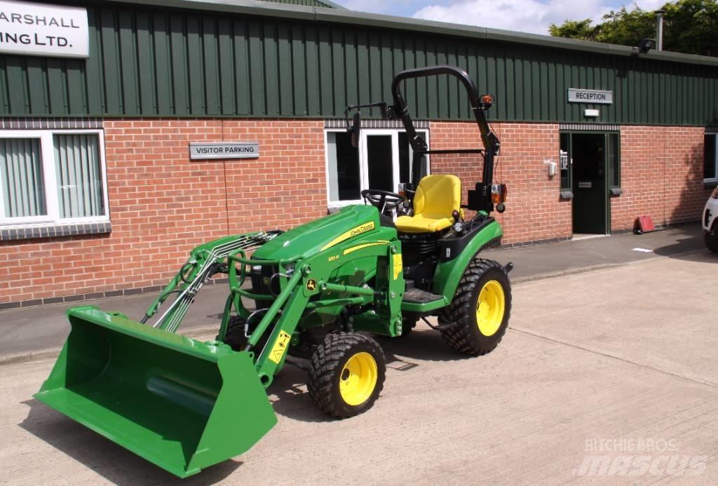 John Deere 2026R Trattori