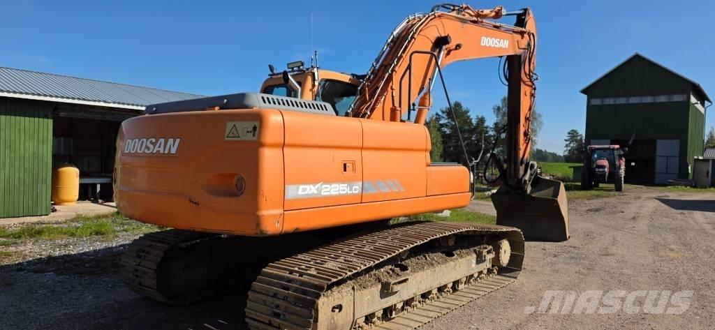 Doosan DX 225 LC Escavatori cingolati