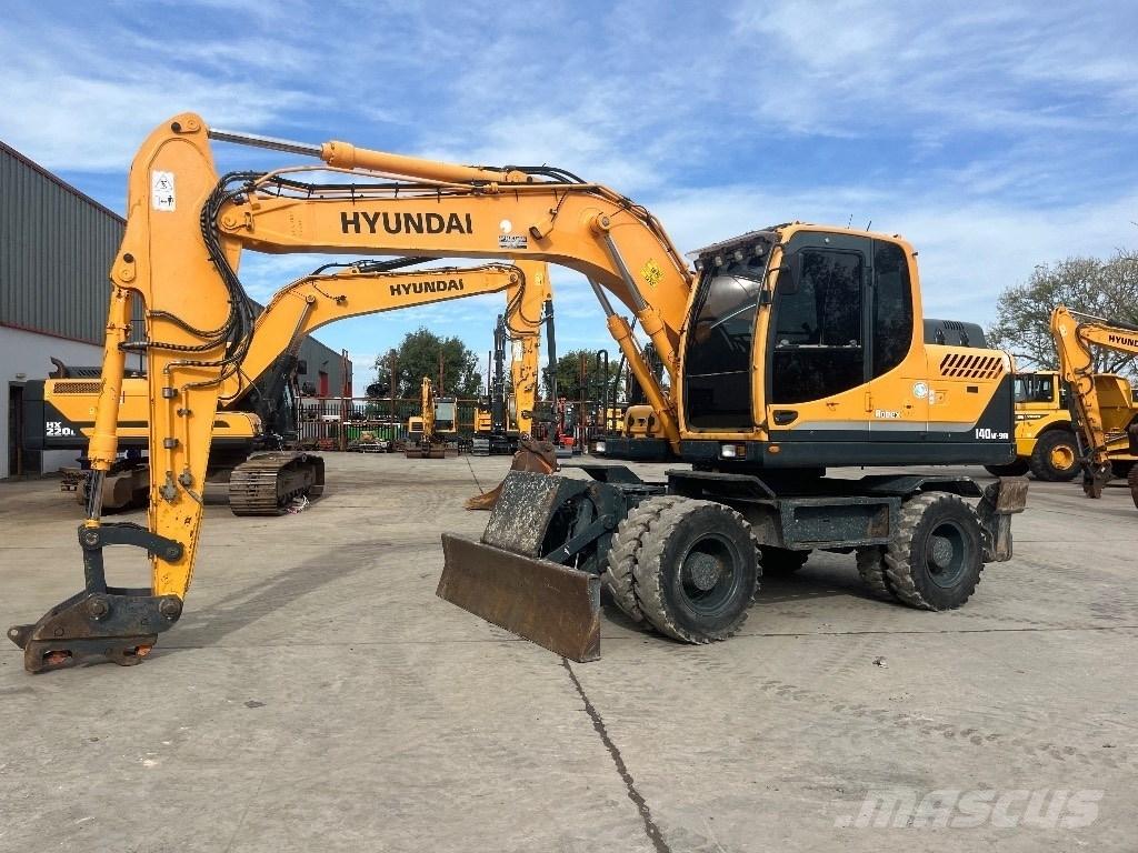 Hyundai 140W-9A Escavatori gommati