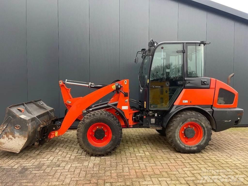 Kubota R065 Pale gommate