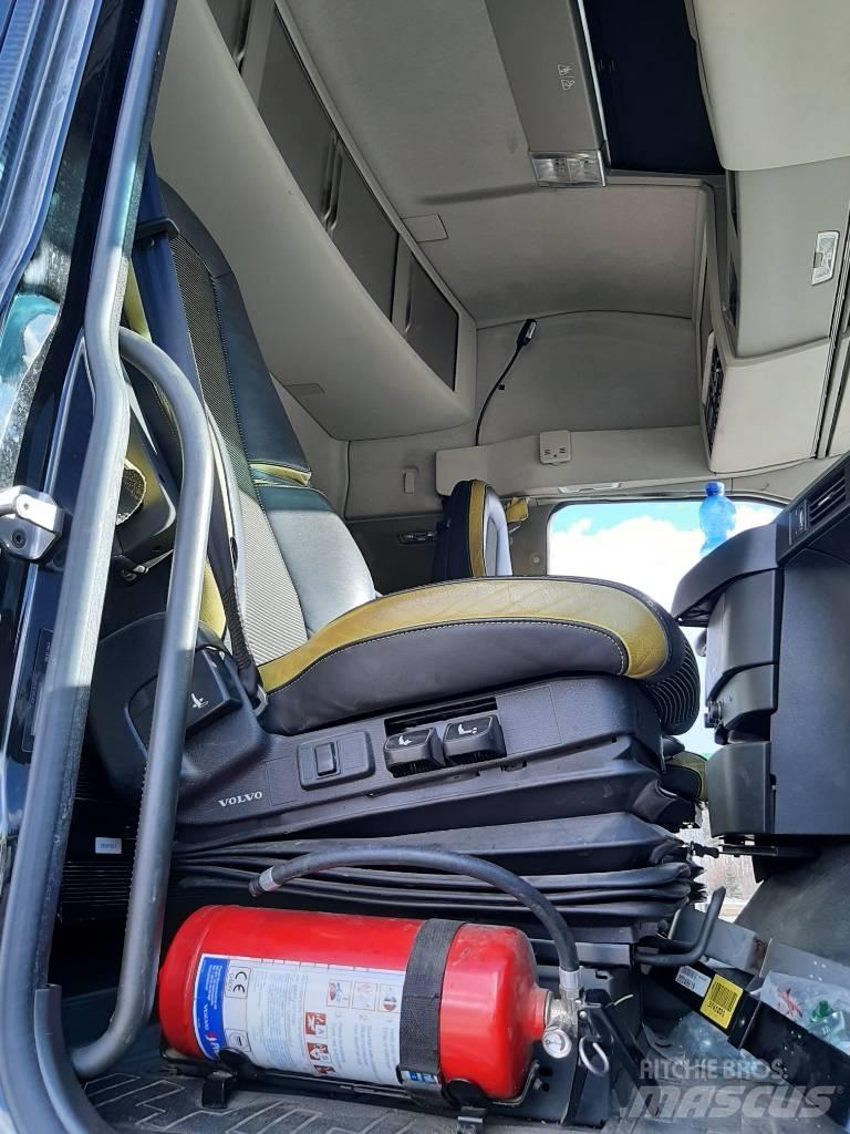 Volvo FH 16 Camion trasporto legname