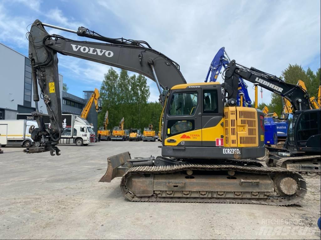 Volvo ECR 235 Escavatori cingolati