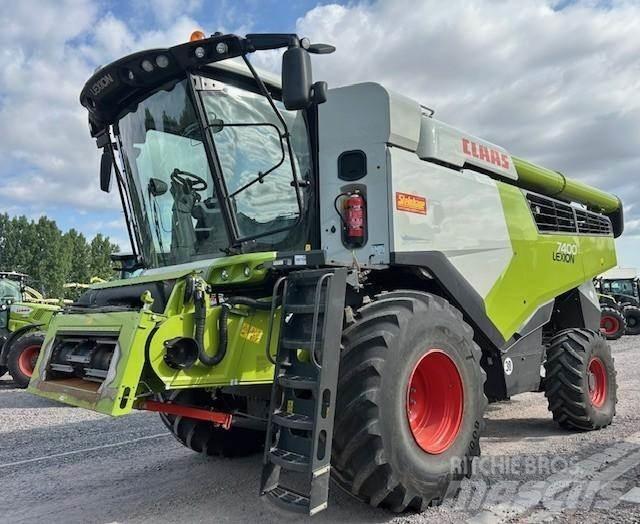 CLAAS LEXION 7400 Mietitrebbiatrici
