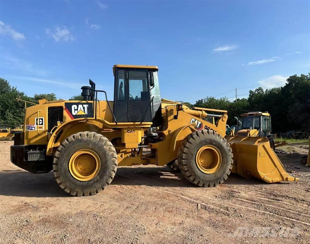 CAT 966 H Pale gommate