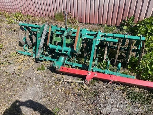 Kverneland IP PAKKER Aratri reversibili