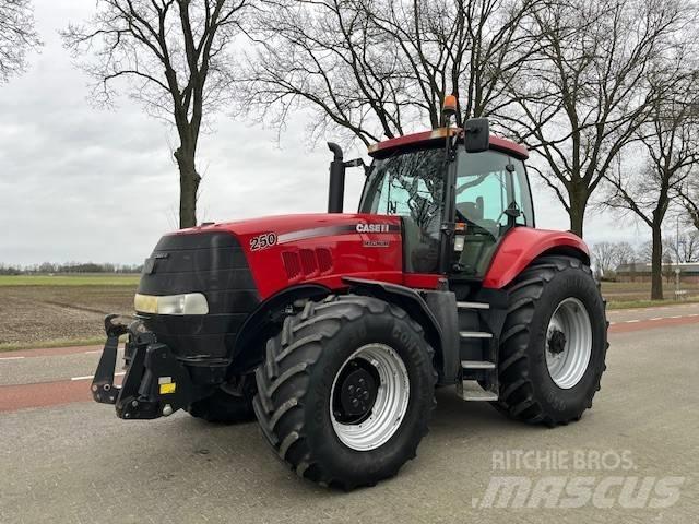 Case IH Magnum 250 Trattori
