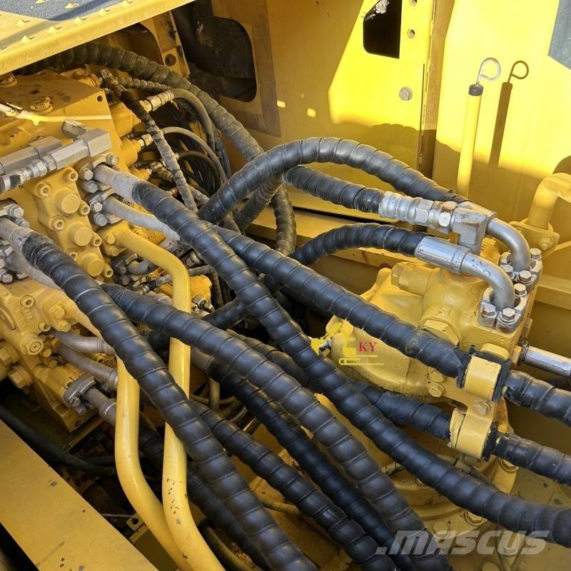 Komatsu PC 200-8 Escavatori cingolati