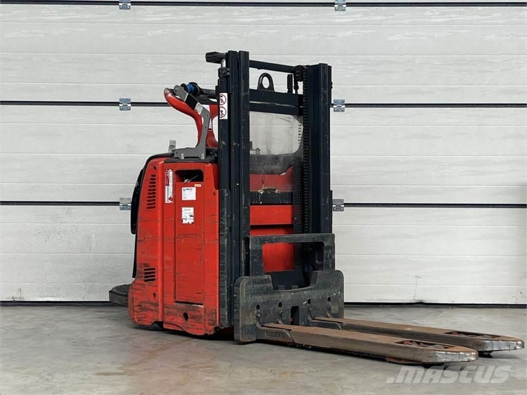 Linde D12 AP Transpallet uomo a terra