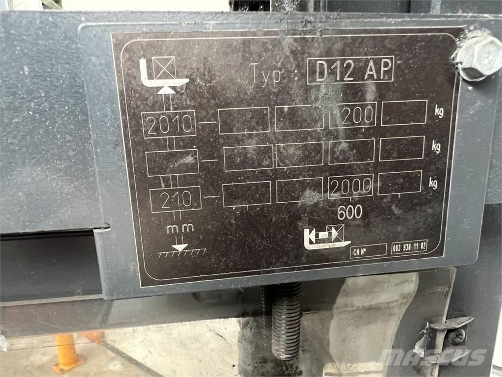 Linde D12 AP Transpallet uomo a terra