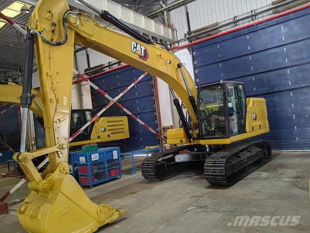 CAT 320 Escavatori cingolati