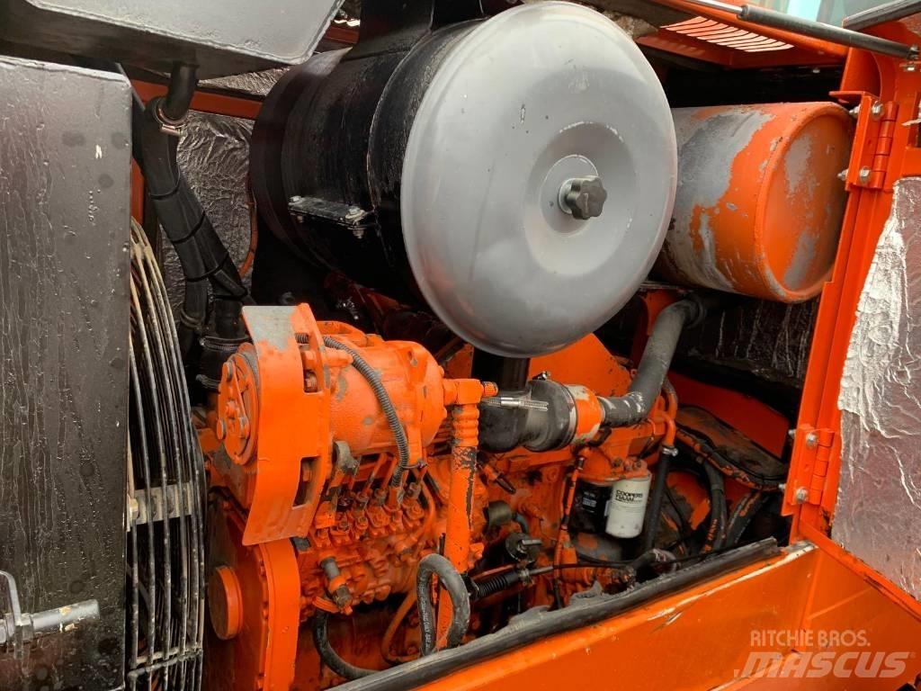 Fiat-Hitachi W230 Pale gommate