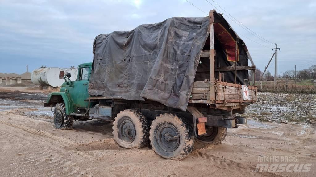 ZIL 157 K 6x6 Camion cassonati