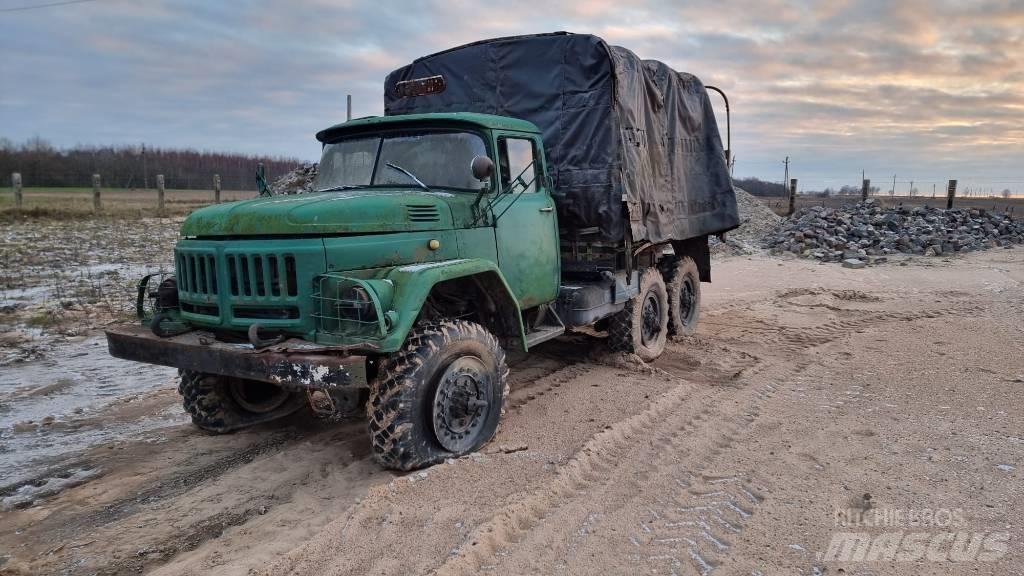 ZIL 157 K 6x6 Camion cassonati