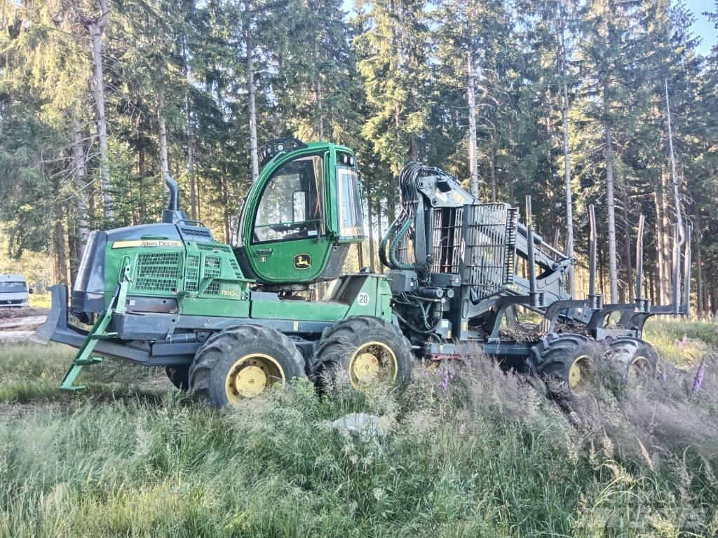 John Deere 1510 G Forwarder