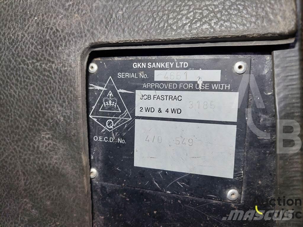 JCB Fastrac 3185 Trattori