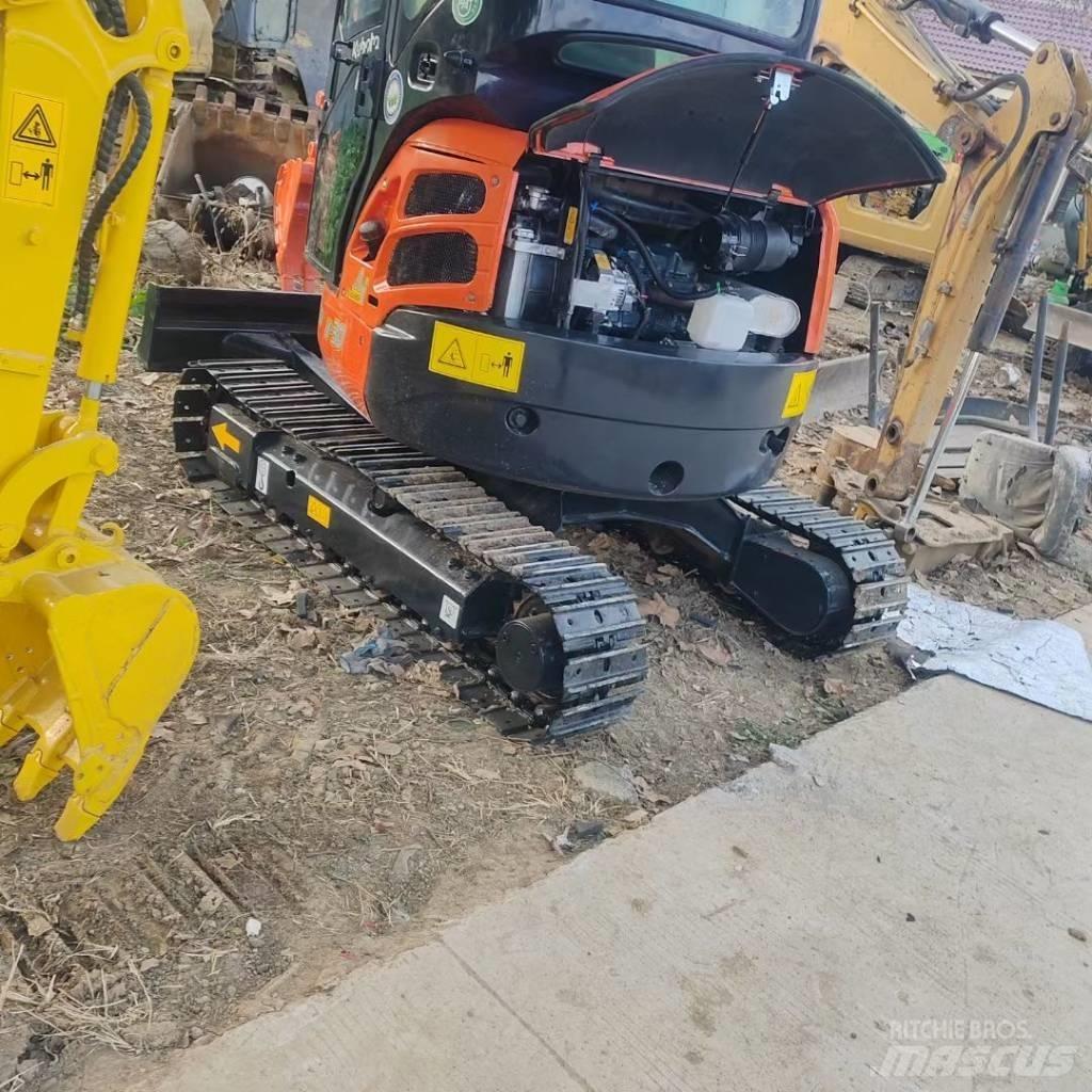 Kubota U 30 Miniescavatori